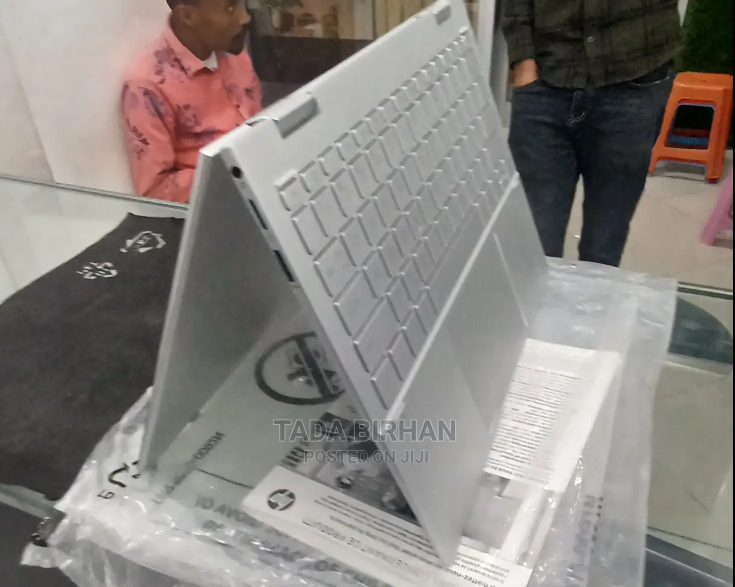 New Laptop HP Envy X360 8GB Intel Core I7 SSD 512GB