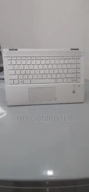 New Laptop HP Envy X360 8GB Intel Core I7 SSD 512GB