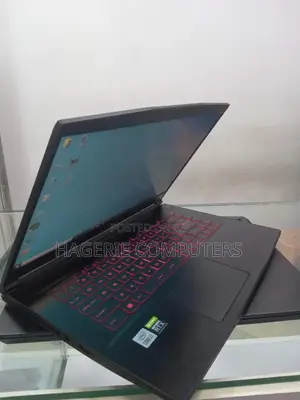 New Laptop MSI GF62 7RE 16GB Intel Core I7 SSD 512GB