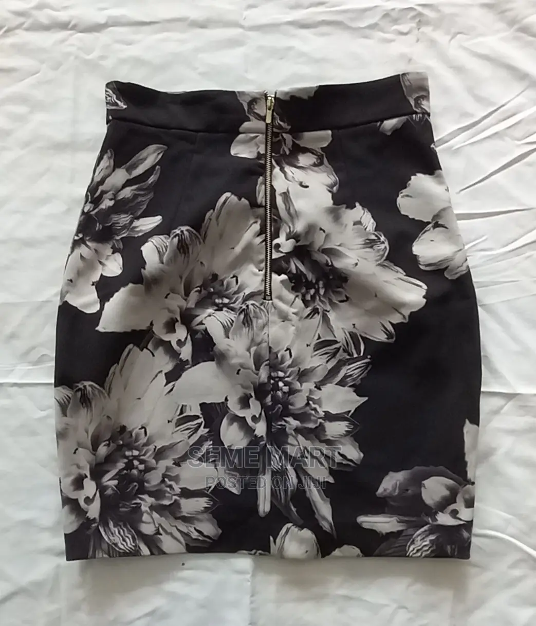 Women's Short Skirt (H-M)