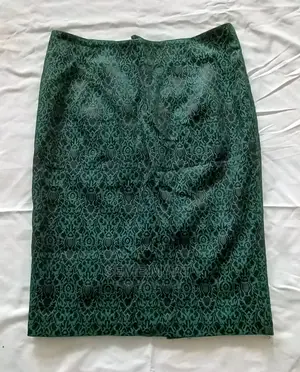 Photo - Women's Short Skirt