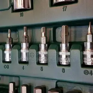 Professional 108 Piece Toolset Tools Box