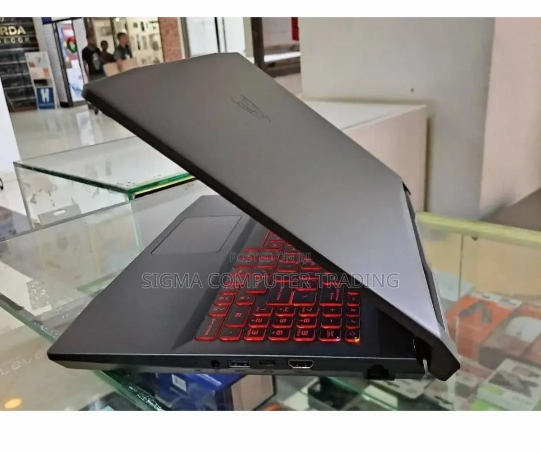 New Laptop MSI Katana GF66 16GB Intel Core I7 SSD 512GB