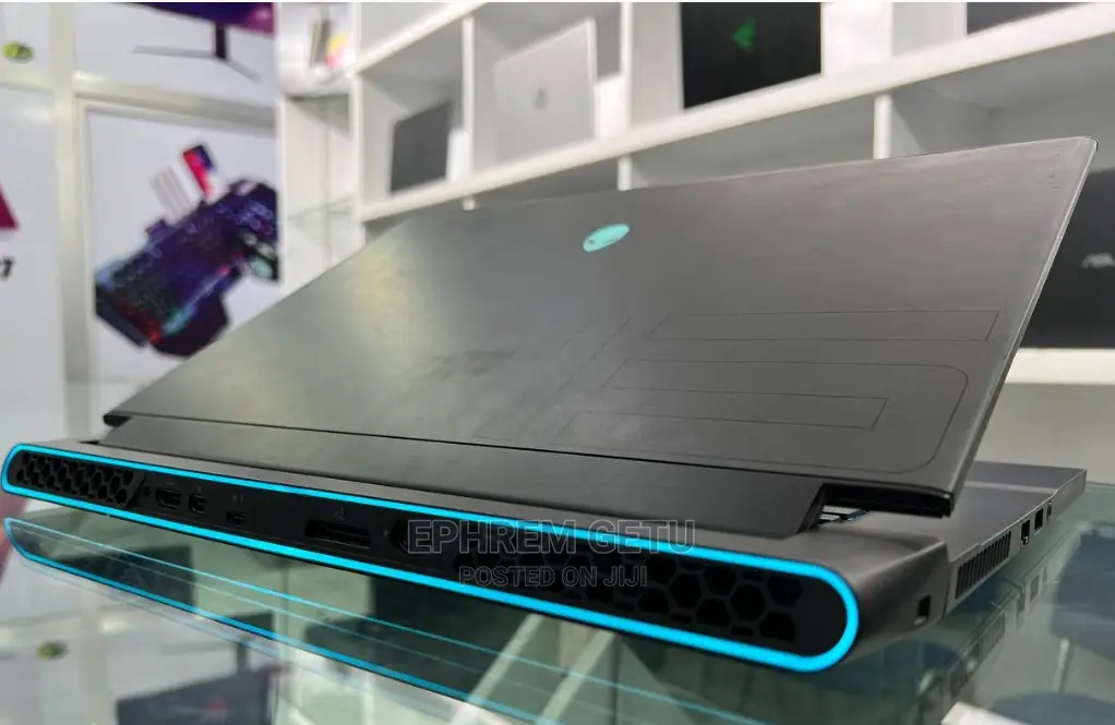 New Laptop Alienware Area-51m 32GB Intel Core I9 SSD 1.5T