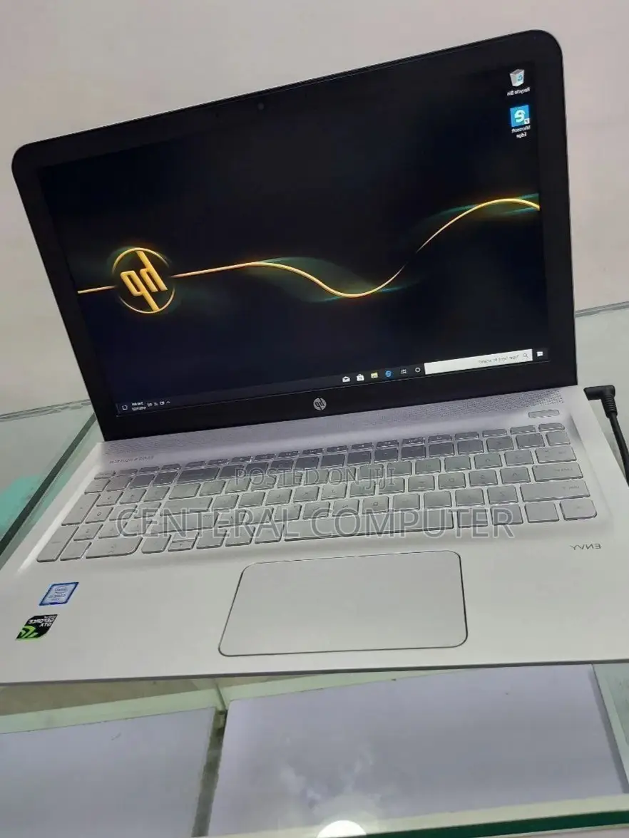 New Laptop HP 255 G2 8GB Intel Core I7 HDD+SSD 1T