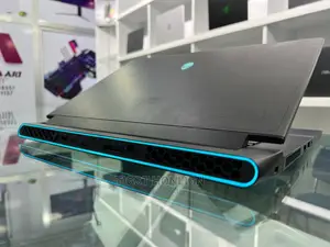 New Laptop Alienware Area-51m 32GB Intel Core I9 SSD 1.5T