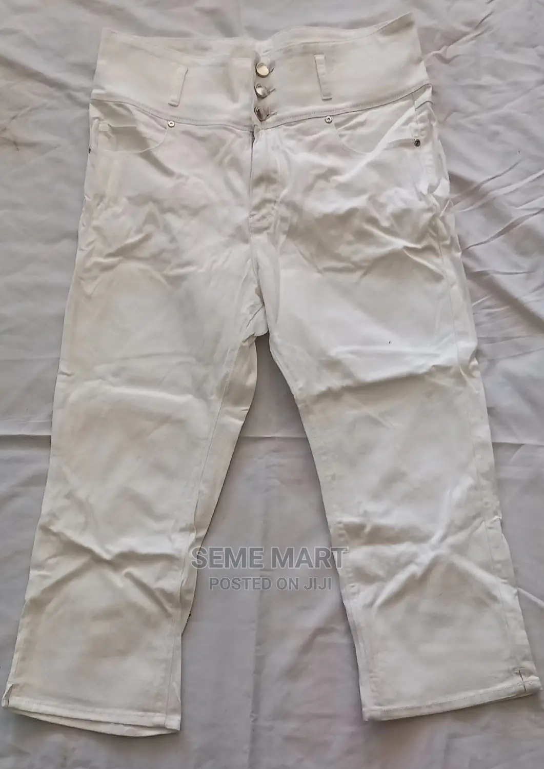 Women's Short Jeans