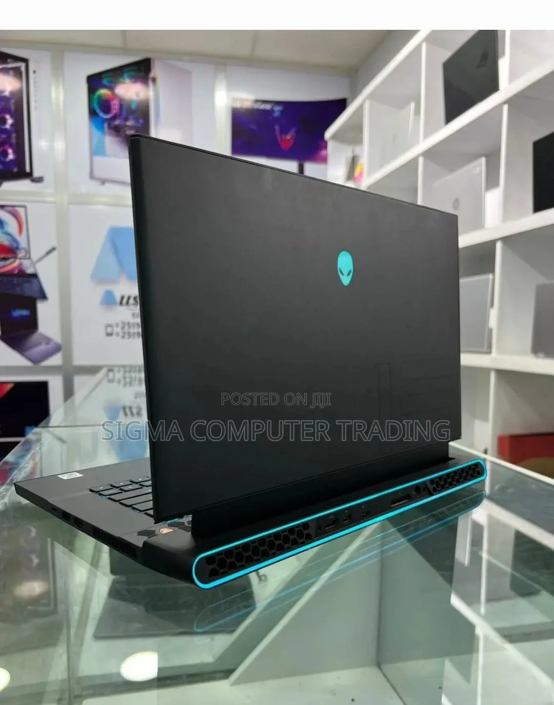 New Laptop Alienware M17x R2 32GB Intel Core I9 SSD 1.5T