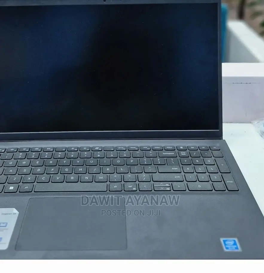New Laptop Dell Inspiron 15 8GB Intel Pentium HDD+SSD 1T