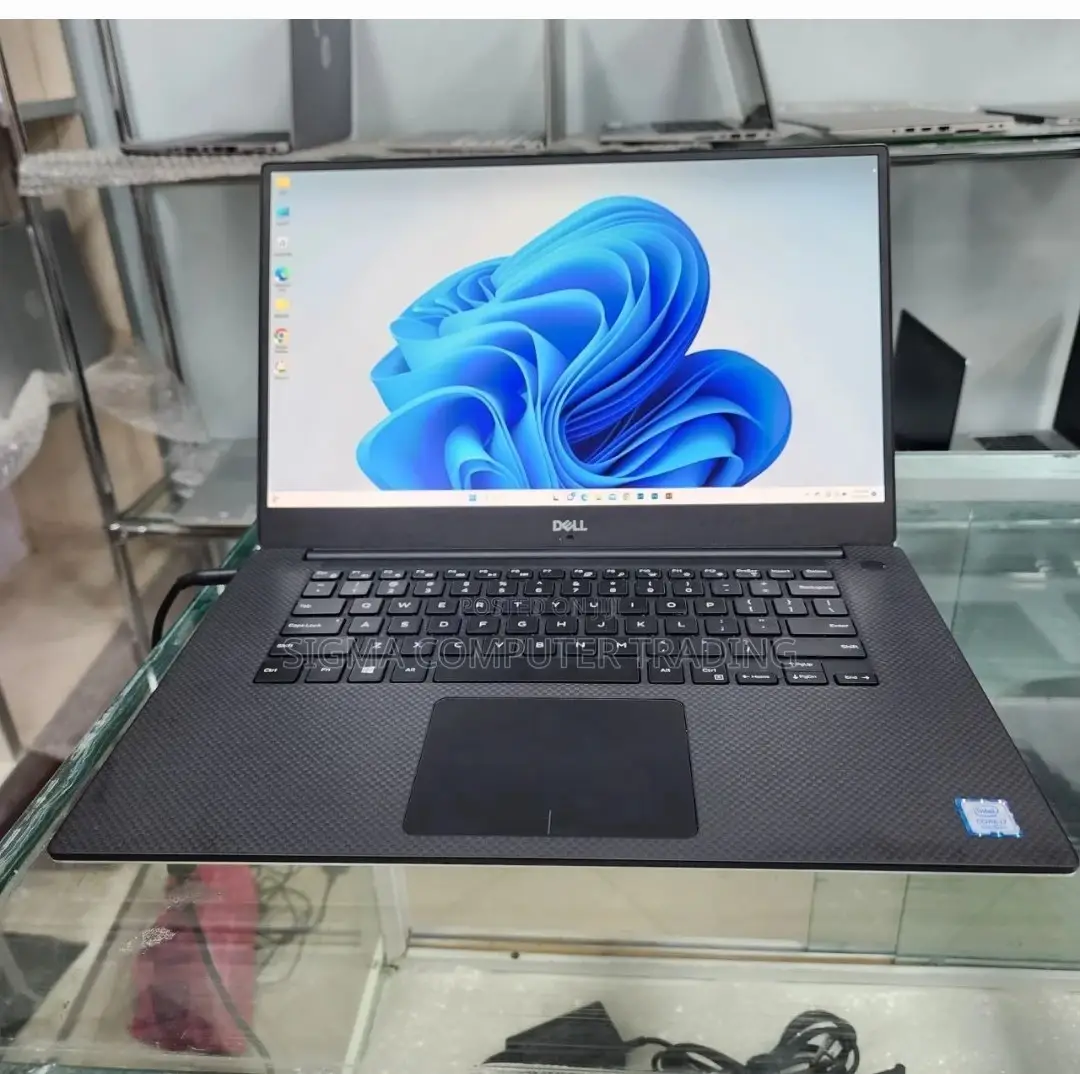 New Laptop Dell XPS 15 12GB Intel Core i7 SSD 512GB