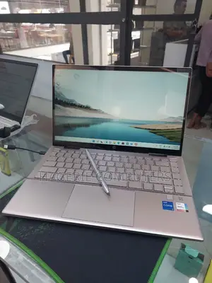 New Laptop HP Pavilion DM3Z 8GB Intel Core I5 SSD 512GB