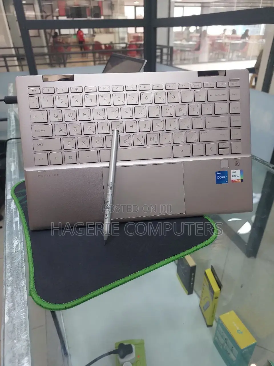 New Laptop HP Pavilion DM3Z 8GB Intel Core I5 SSD 512GB