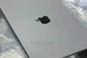 New Laptop Apple MacBook Air 2020 8GB Apple M2 SSD 256GB