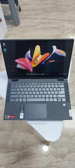Photo - New Laptop Lenovo IdeaPad Flex 14 16GB AMD Ryzen 7 SSD 512GB