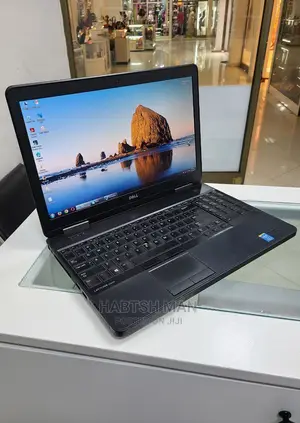 Photo - New Laptop Dell Latitude E5550 4GB Intel Core I5 HDD 500GB