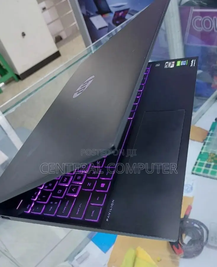 New Laptop Dell XPS 17 L702X 16GB Intel Core I7 SSD 512GB