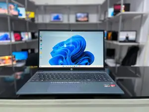 New Laptop HP Pavilion 15 8GB AMD Ryzen 5 SSD 512GB