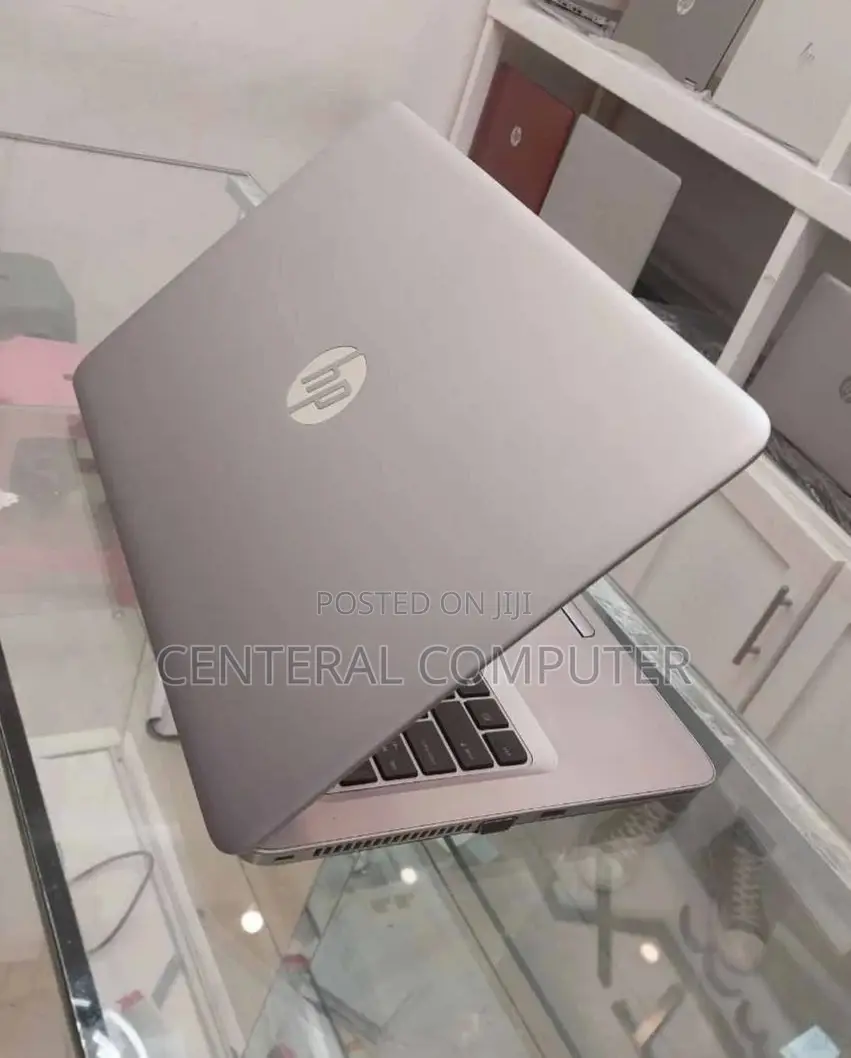 Laptop HP 250 G7 8GB Intel Core I7 SSD 1T