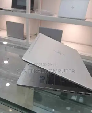 New Laptop HP 15-Dy1032wm 16GB Intel Core I7 SSD 512GB