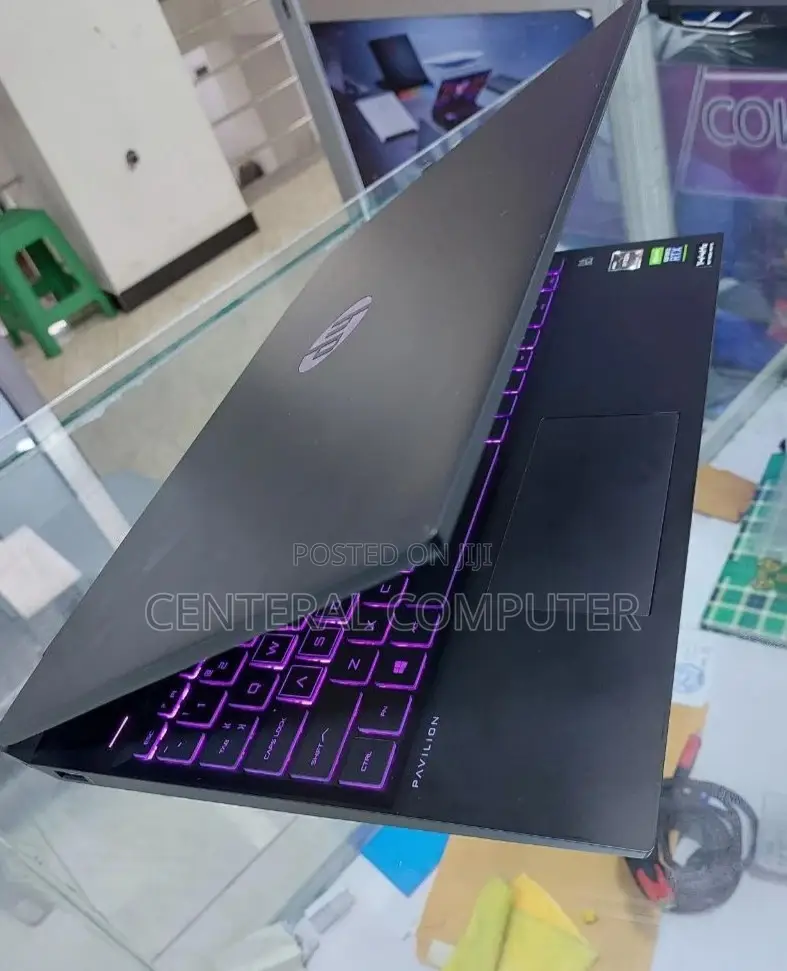 New Laptop MSI CR640 16GB Intel Core I7 SSD 1T