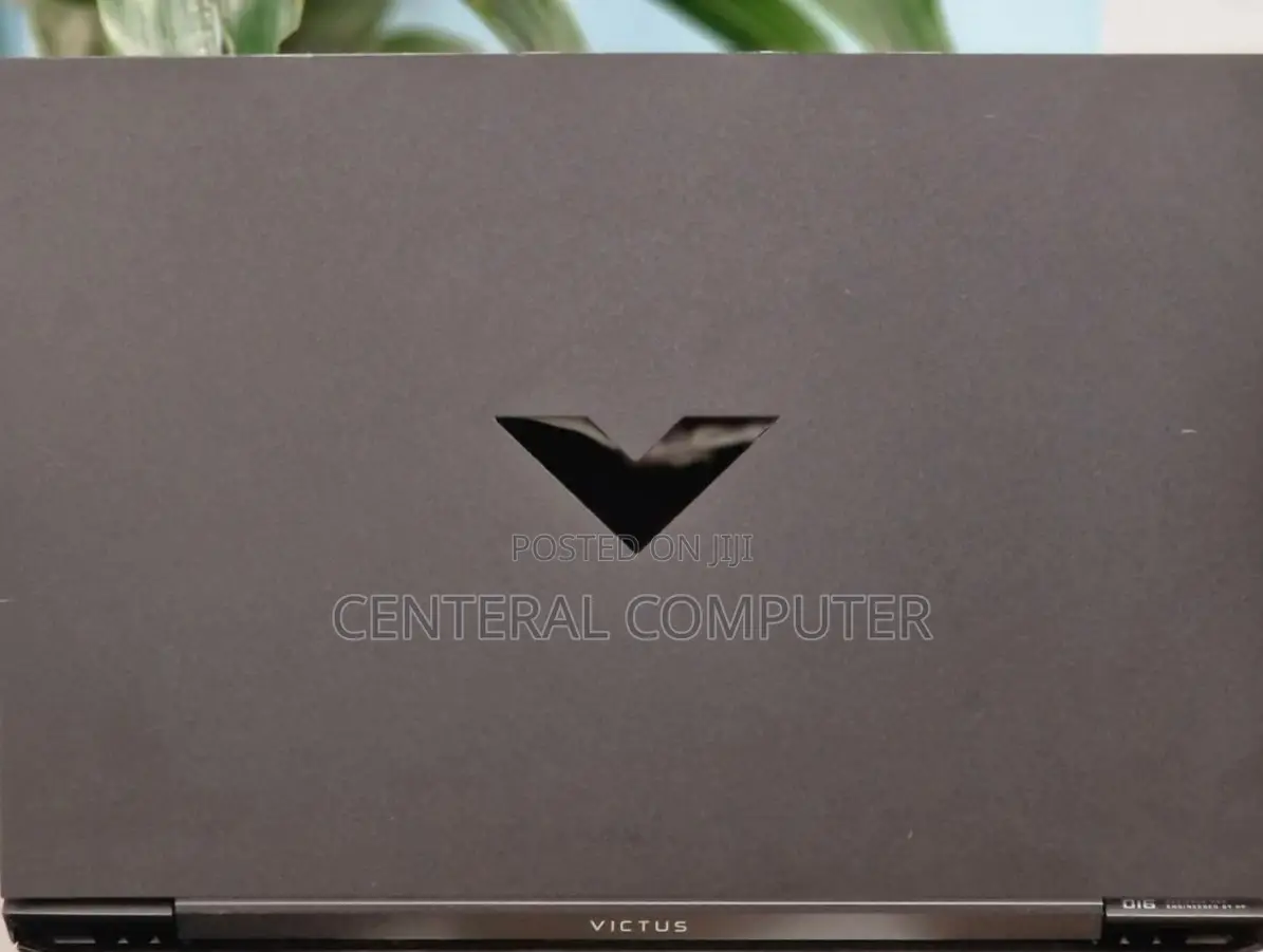 New Laptop HP Victus 16 16GB AMD Ryzen 5 SSD 512GB