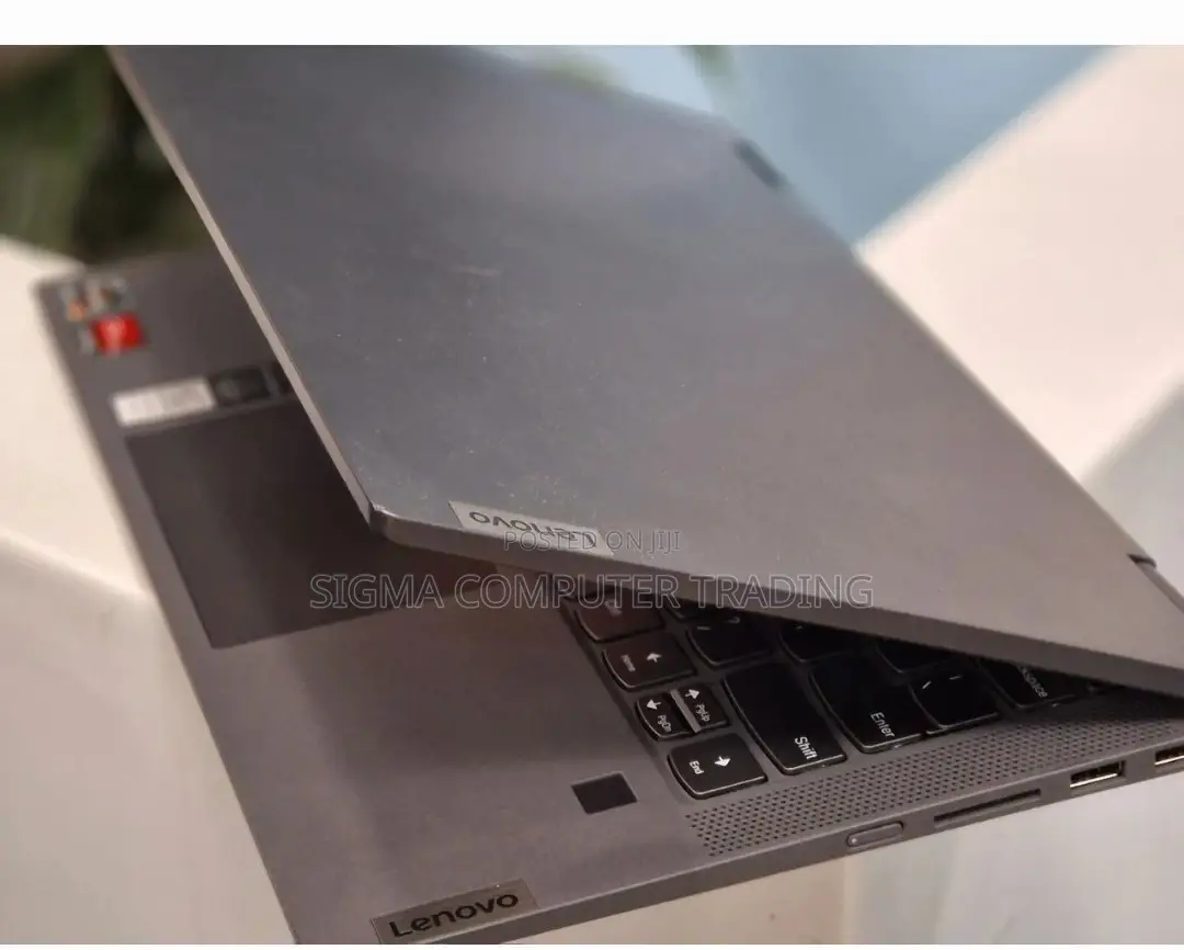 New Laptop Lenovo Flex 5 16GB AMD Ryzen 7 SSD 512GB