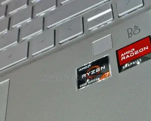 New Laptop HP Pavilion X2 10 16GB AMD Ryzen 7 SSD 1T