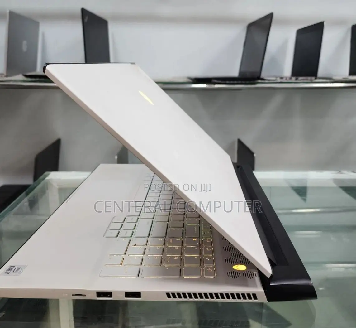 New Laptop Dell Alienware M17X R3 32GB Intel Core I7 SSD 1T