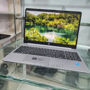 New Laptop HP 8GB AMD Ryzen 5 HDD 1T