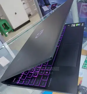 New Laptop HP Pavilion 15 16GB AMD Ryzen 5 SSD 1T