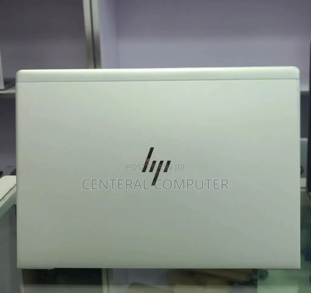 New Laptop HP 650 G4 8GB Intel Core I3 SSD 256GB