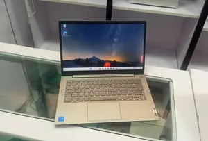 New Laptop HP Pavilion 15z 12GB Intel Core I7 SSD 512GB