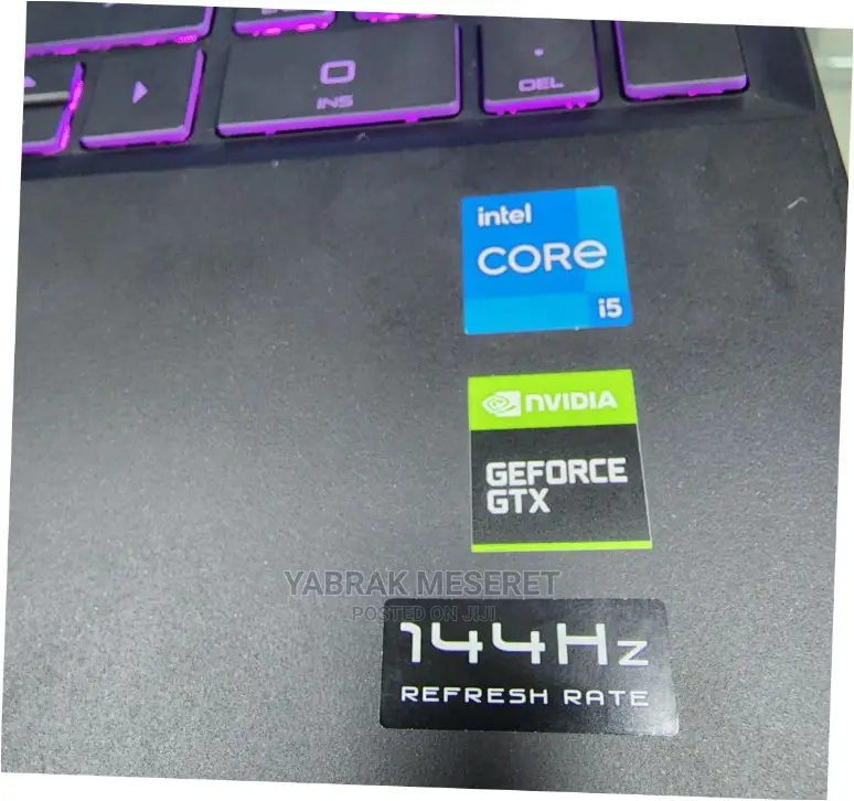 New Laptop HP Pavilion 15 8GB Intel Core I5 SSD 1T