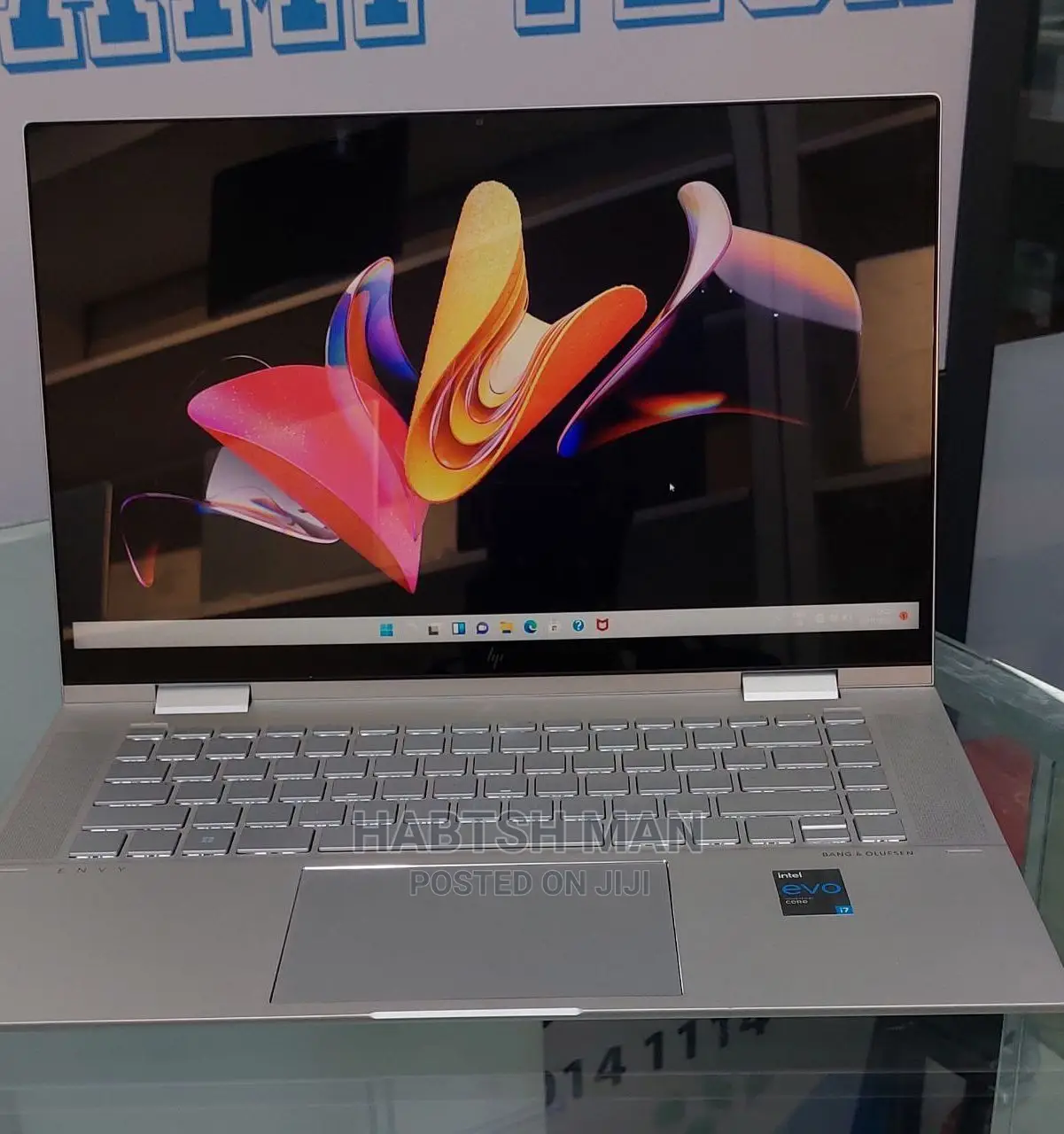 New Laptop HP Envy X360 16GB Intel Core I7 SSD 1T