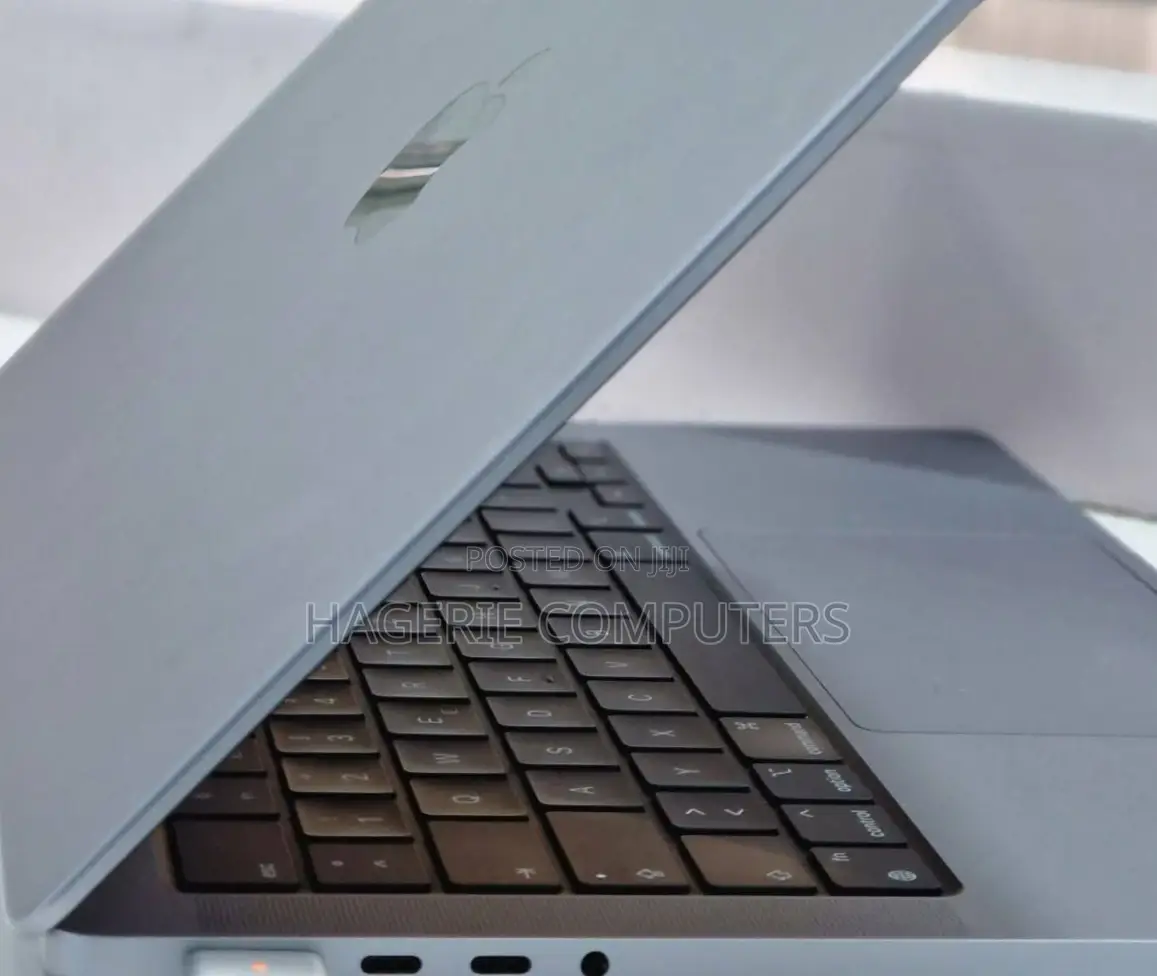 New Laptop Apple MacBook Pro 2014 16GB Apple M1 Pro SSD 256GB