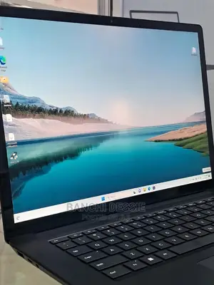 New Laptop Microsoft Surface 32GB Intel Core I7 SSD 1T