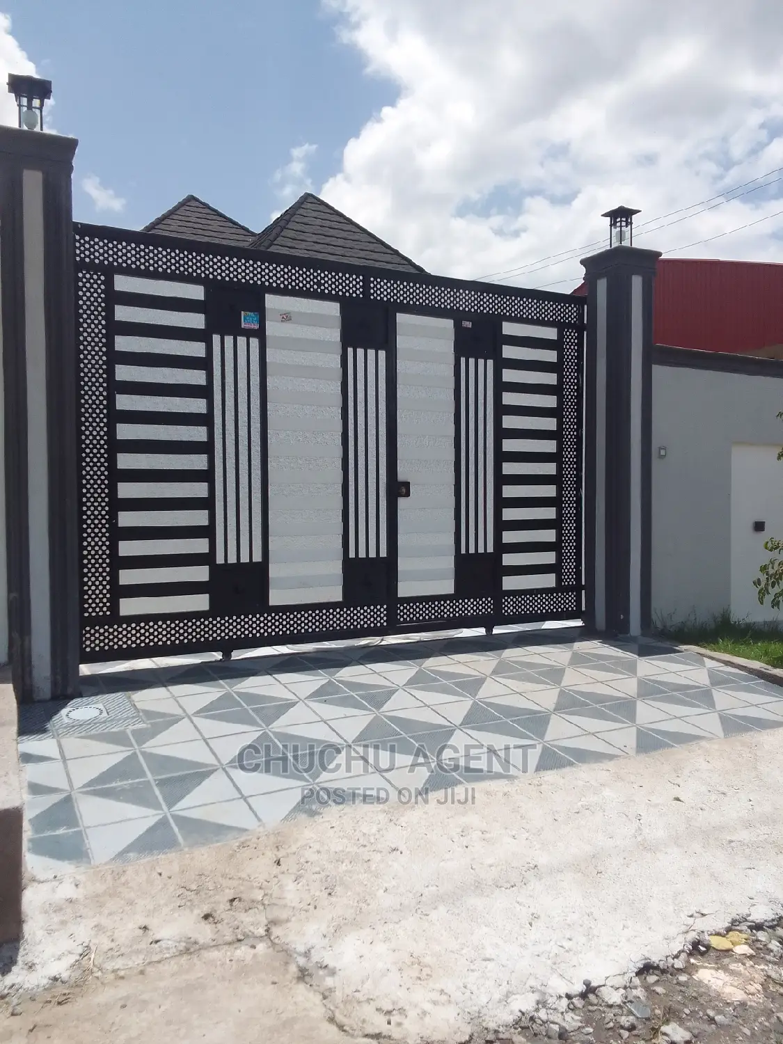4bdrm House in Bole for sale