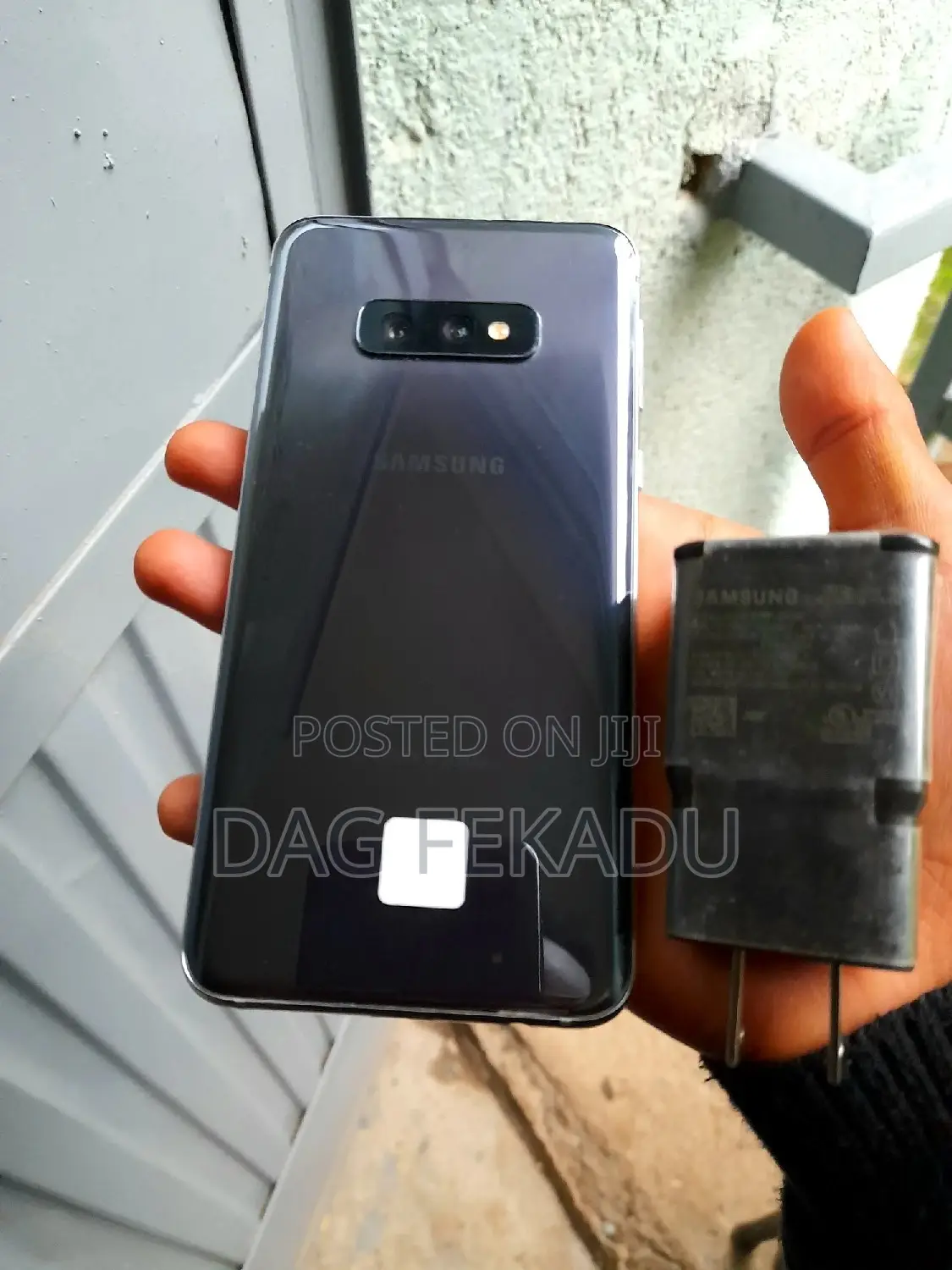 New Samsung Galaxy S10e 128 GB Black