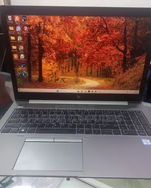 New Laptop HP ZBook 15u G5 32GB Intel Core I7 SSD 512GB