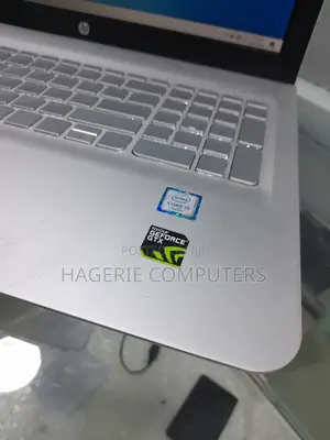 New Laptop HP Envy M6 8GB Intel Core I5 HDD 1T