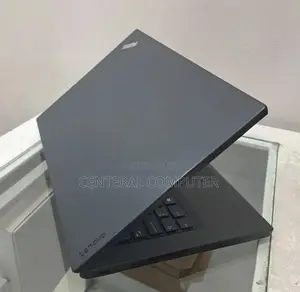 Laptop Lenovo 8GB Intel Core I5 HDD 1T