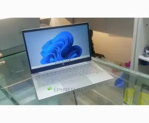 New Laptop HP Pavilion 14 8GB AMD Ryzen 5 SSD 512GB