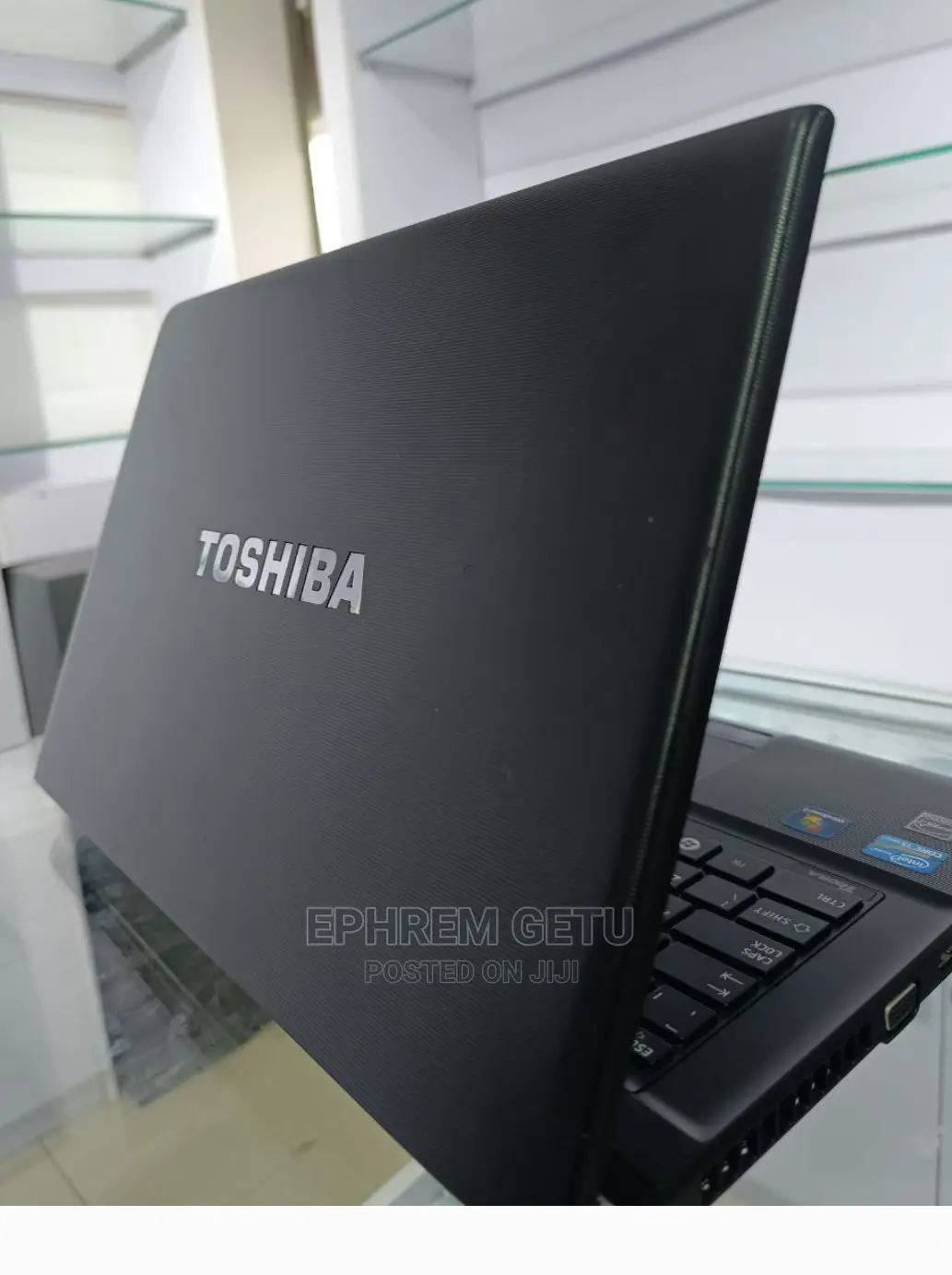 New Laptop Toshiba Tecra R10 4GB Intel Core I5 HDD 500GB