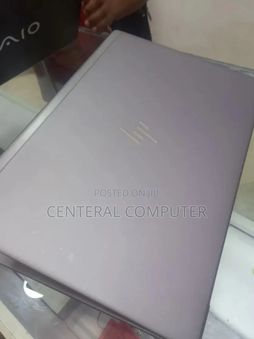 New Laptop HP ZBook Studio G5 32GB Intel Core I7 SSD 512GB