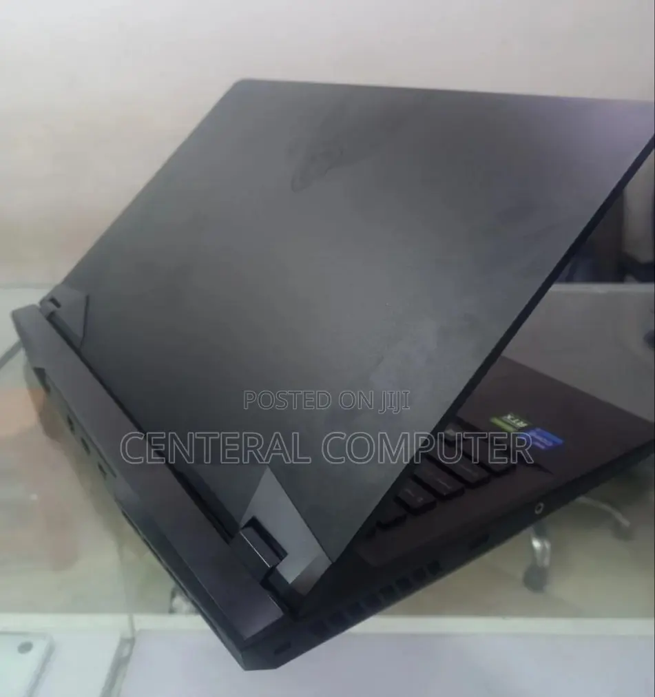 New Laptop HP Omen Pro 8GB Intel Core i7 HDD+SSD 1T