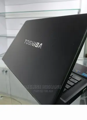 Photo - New Laptop Toshiba Tecra R10 4GB Intel Core I5 HDD 500GB