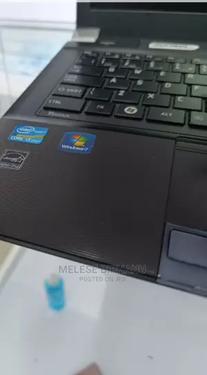 New Laptop Toshiba Tecra R10 4GB Intel Core I5 HDD 500GB
