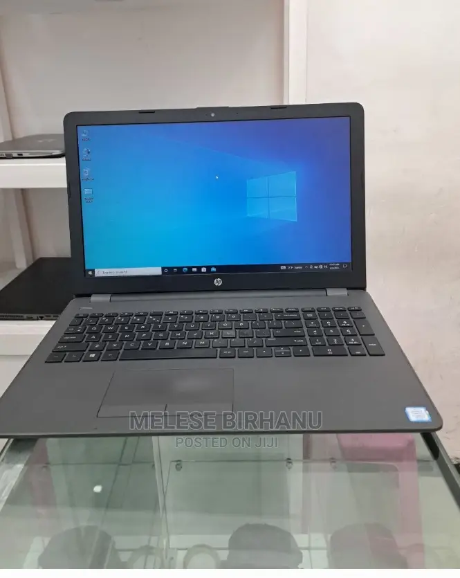 New Laptop HP Stream Notebook 8GB Intel Core I7 HDD 1T