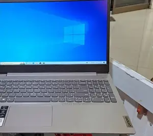 New Laptop Lenovo Ideapad 3-14iil05 4GB Intel Core I3 SSD 256GB