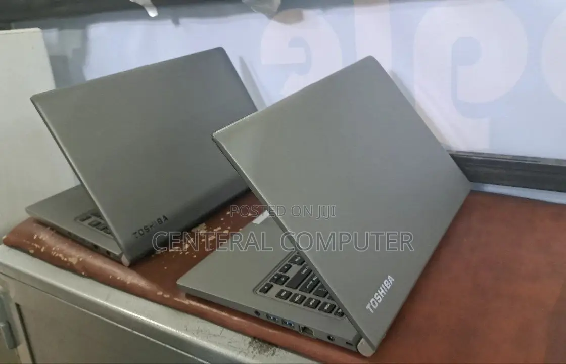 Laptop Toshiba Satellite C55 8GB Intel Core I5 SSD 256GB